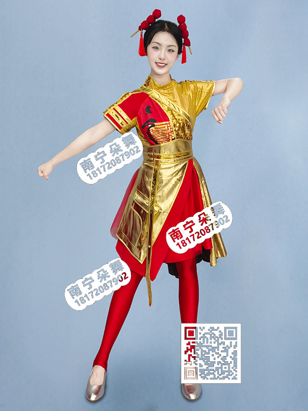 金红相间紧身裤打鼓女服