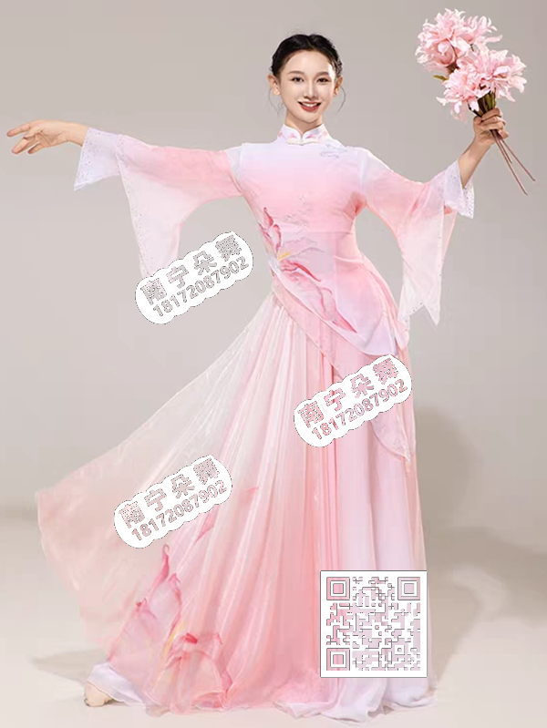 粉色渐变鱼鳍袖入江南古典女装